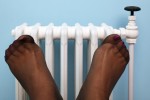 Kalte Frauenfüße – ein schnell erklärtes Phänomen. (Kalte Füße – Was sind die Ursachen und was hilft?)